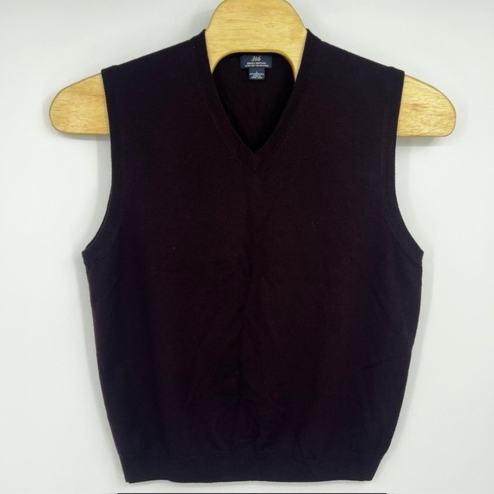 Brooks Brothers 346 Men's Large Extra Fine Italian Merino Wool V-Neck Vest